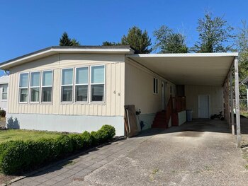 Thumbnail of mobile home