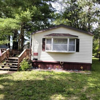 Thumbnail of mobile home