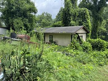 Thumbnail of mobile home lot