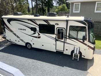 Thumbnail of RV