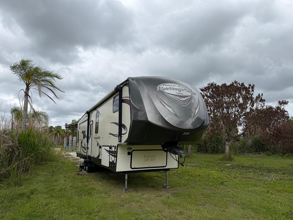 Photo of Rv