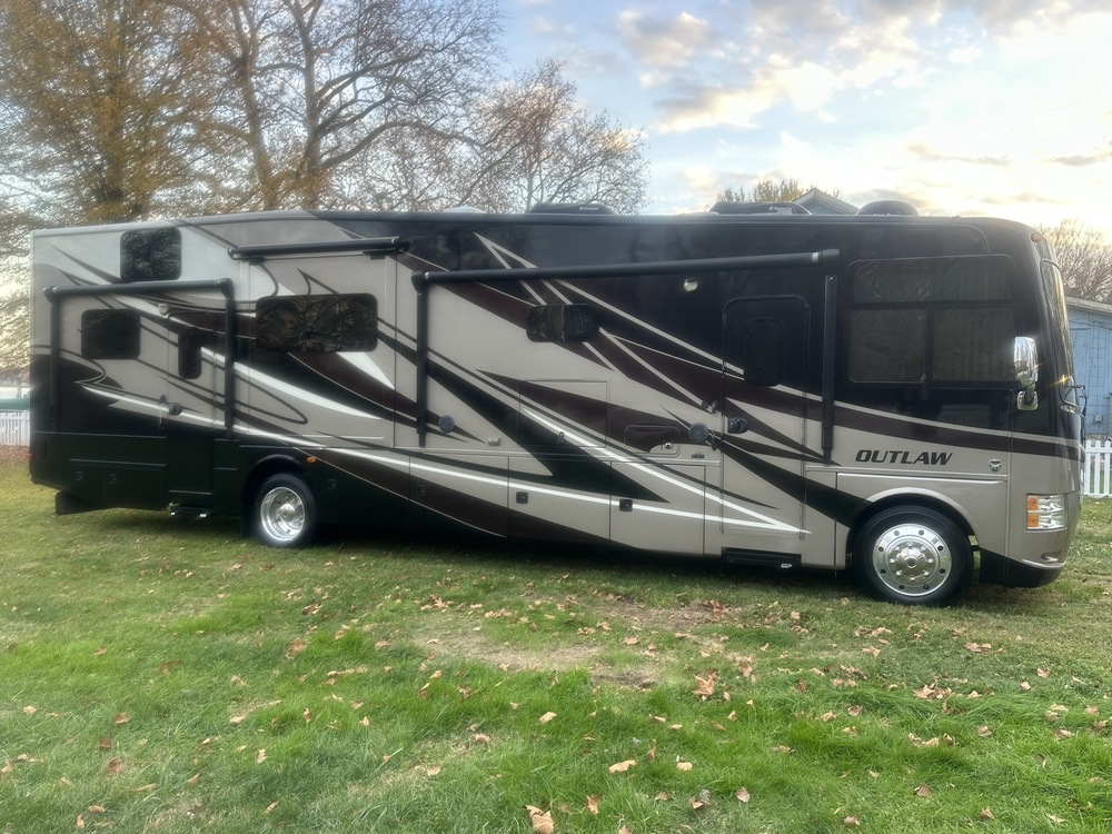Photo of Rv