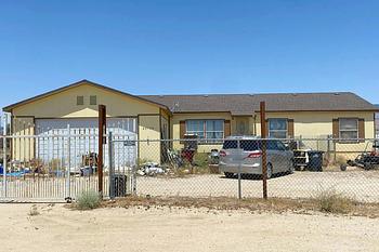 Thumbnail of mobile home