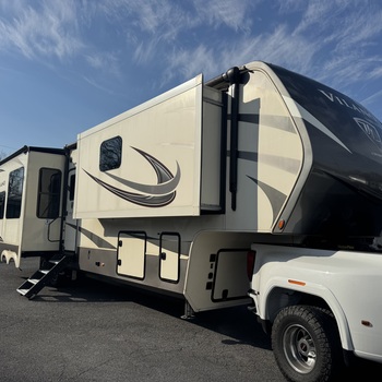 Thumbnail of RV