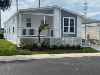 Thumbnail of mobile home