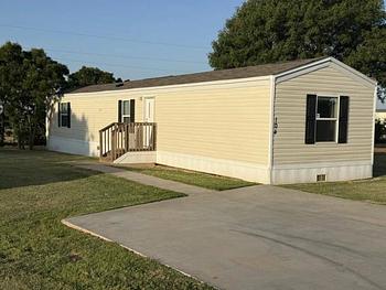 Thumbnail of mobile home