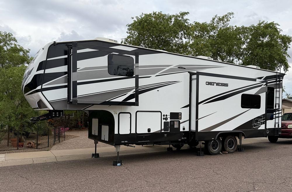 Photo of Rv