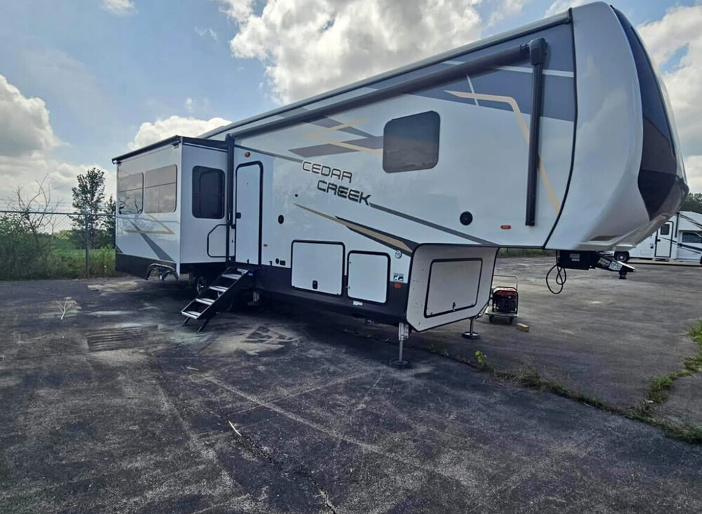 Photo of Rv