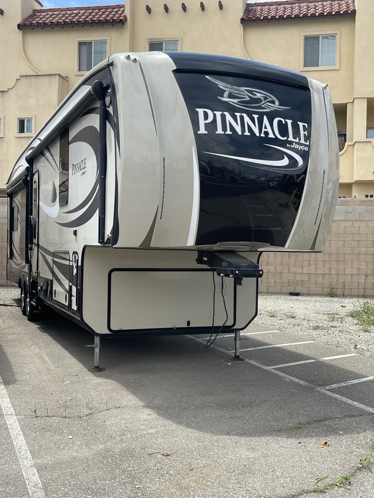 Photo of Rv