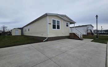 Thumbnail of mobile home