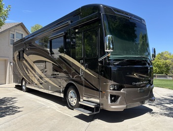 Thumbnail of RV