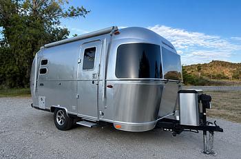 Thumbnail of RV