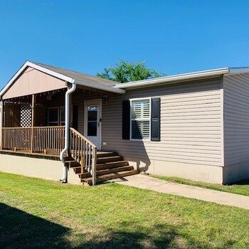 Thumbnail of mobile home
