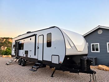 Thumbnail of RV