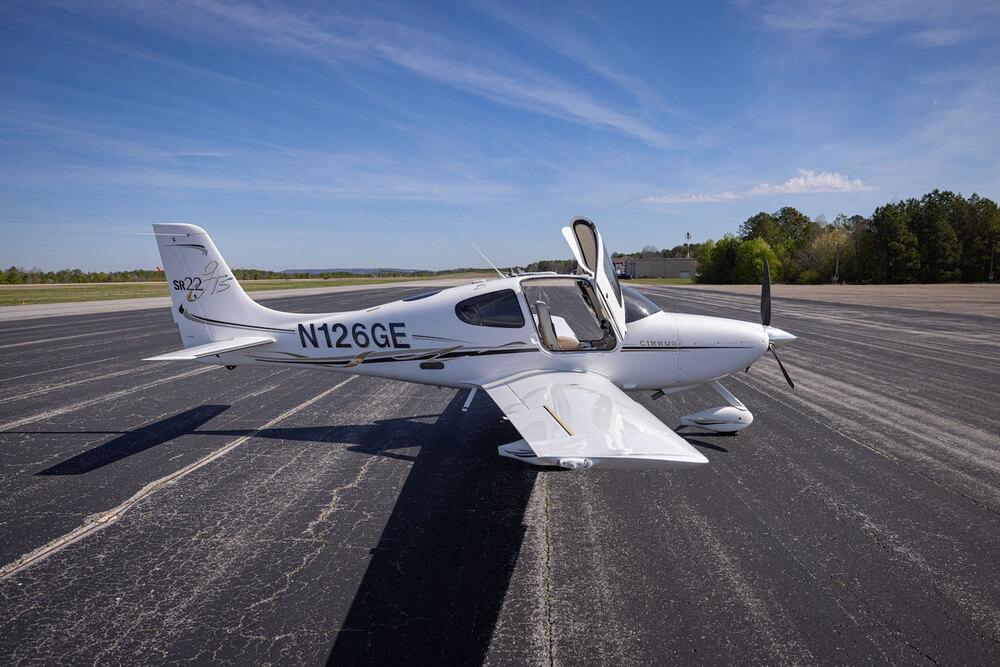 N126GE-9.jpg