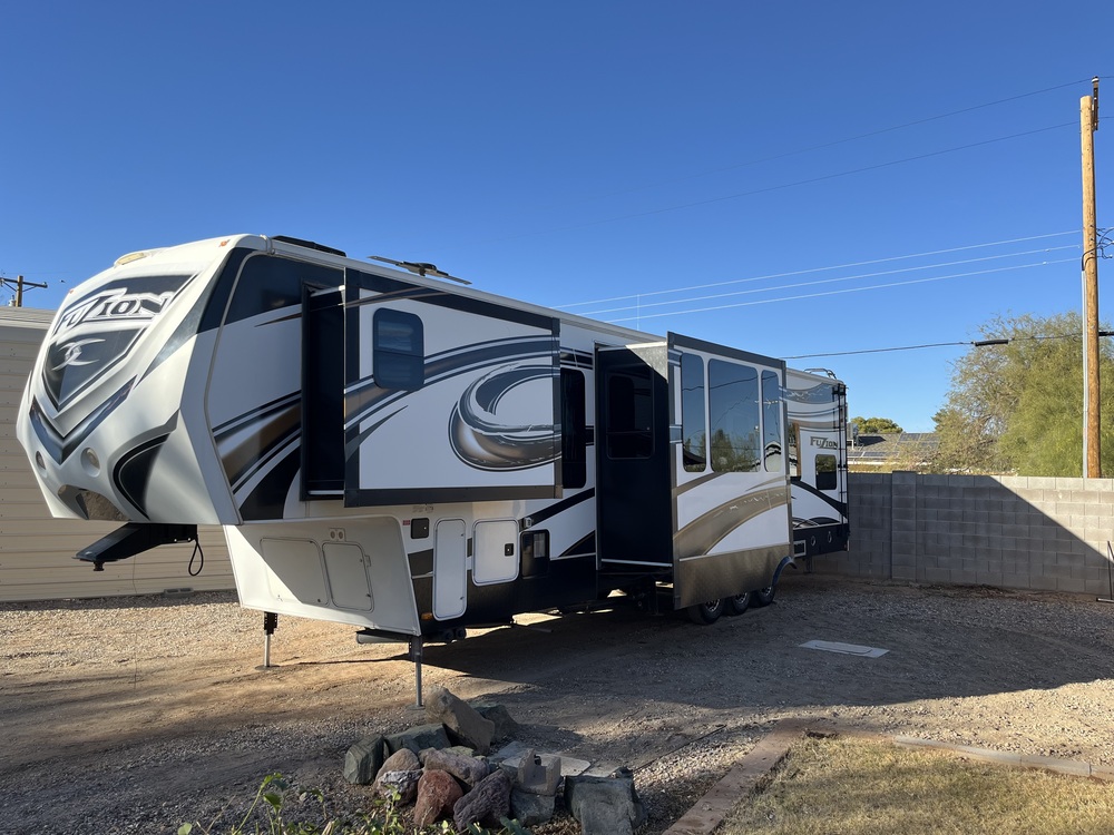 Photo of Rv