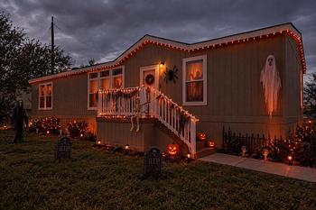 Thumbnail of mobile home