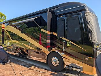 Thumbnail of RV