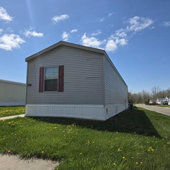 Thumbnail of mobile home
