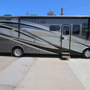 Thumbnail of RV