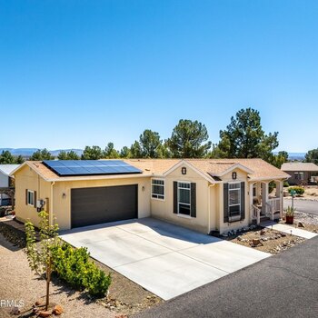 Thumbnail of mobile home