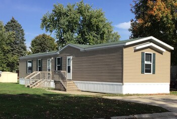 Thumbnail of mobile home