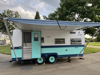 Thumbnail of RV