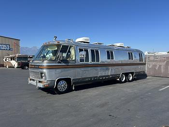 Thumbnail of RV