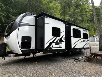 Thumbnail of RV