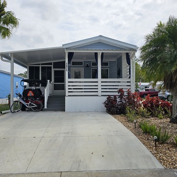 Thumbnail of mobile home