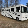 RV for Sale: 2005 HURRICANE 33H