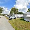 Mobile Home for Sale: 4 Bed 2 Bath 1980 Mobile Home