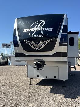Thumbnail of RV