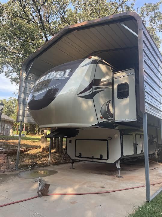 Photo of Rv