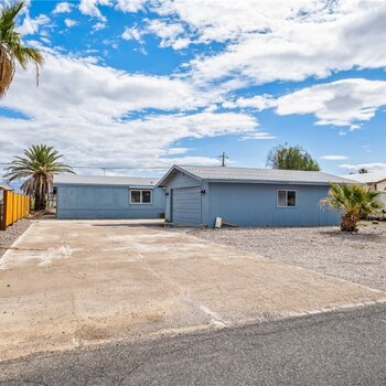 Thumbnail of mobile home