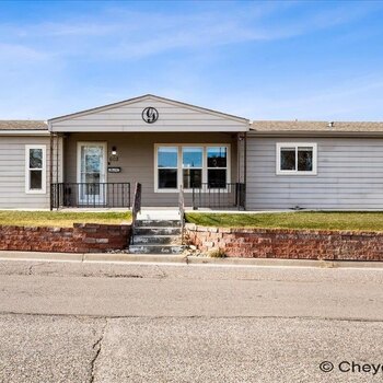 Thumbnail of mobile home