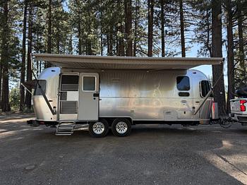 Thumbnail of RV