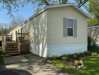 Thumbnail of mobile home