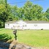 Mobile Home for Sale: 4 Bed 2 Bath 1999 Mobile Home