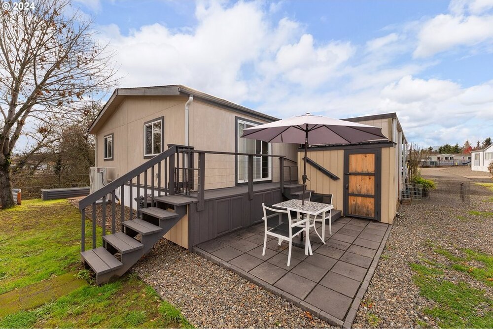Photo of Mobile Home