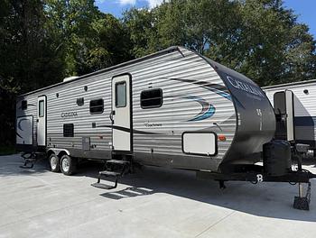 Thumbnail of RV
