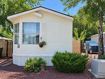 Thumbnail of mobile home