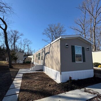 Thumbnail of mobile home