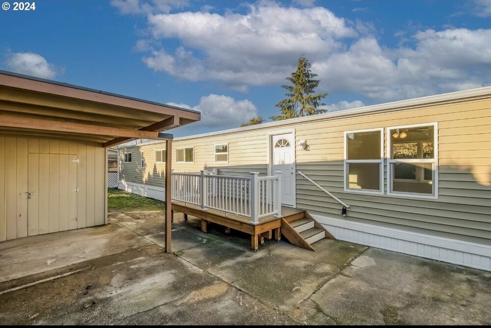 Photo of Mobile Home