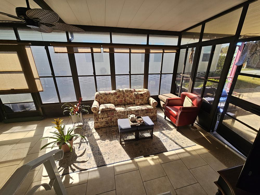 Lake Griffin Harbor Village