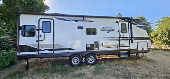 Thumbnail of RV
