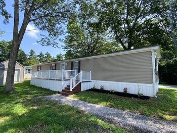 Thumbnail of mobile home