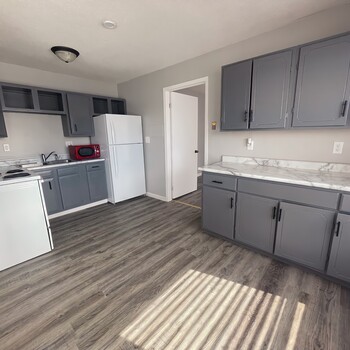Photo of For Rent: 3-bedroom, 2-bathroom |  Marshaltown 999