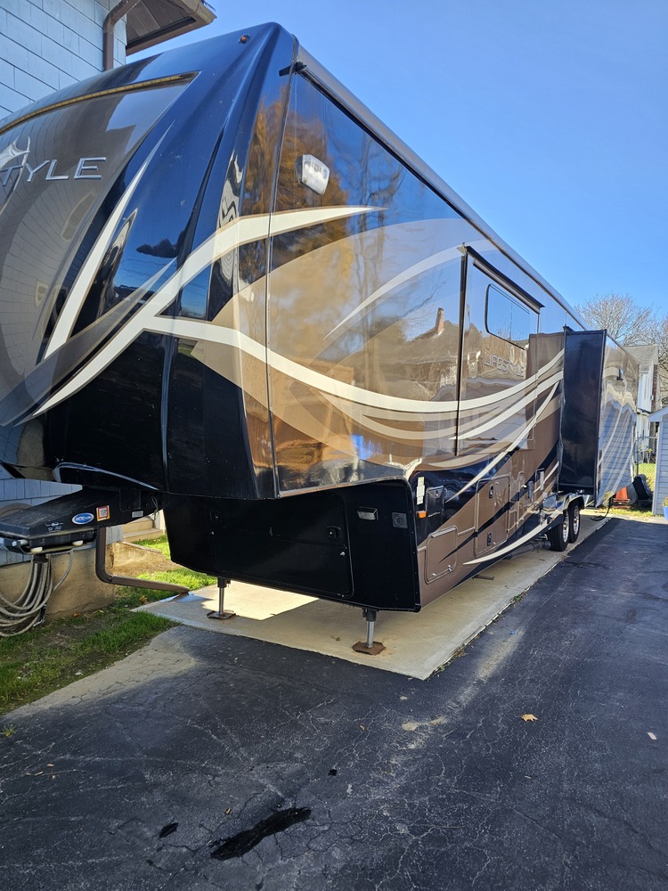 Photo of Rv