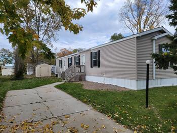 Thumbnail of mobile home